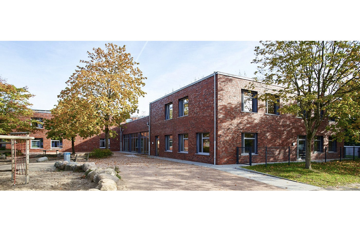 Neubau und Sanierungsmaßnahmen für den Grundschulstandort Lange Striepen 2